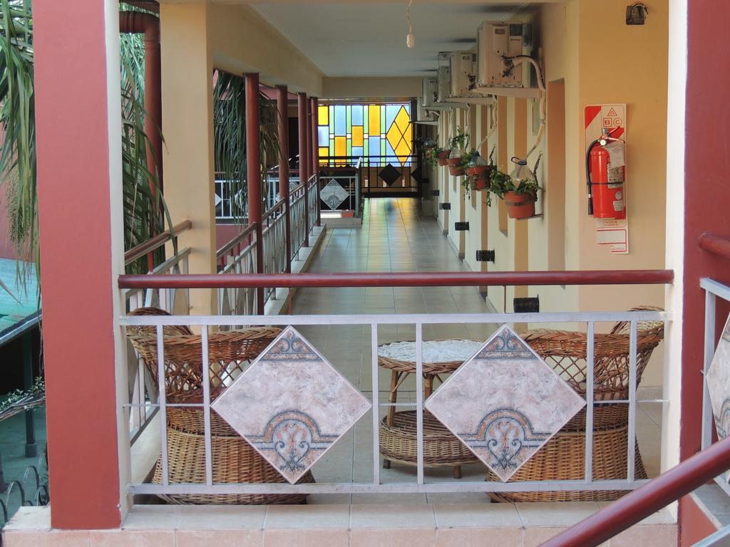 La Pergola Hotel Tucuman San Miguel de Tucumán Zewnętrze zdjęcie