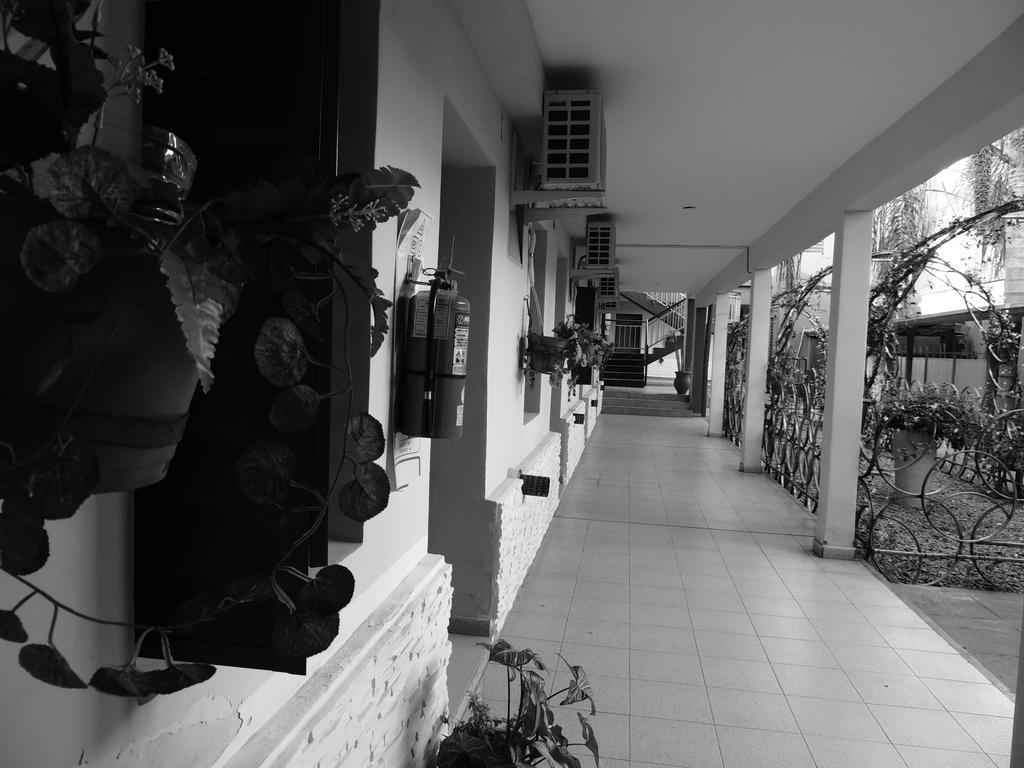 La Pergola Hotel Tucuman San Miguel de Tucumán Zewnętrze zdjęcie